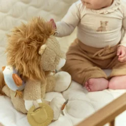 Activity cuddly toy Lion - Yellow