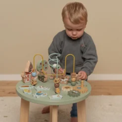Activity table Little Farm
