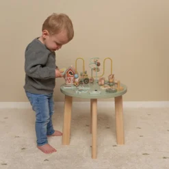 Activity table Little Farm
