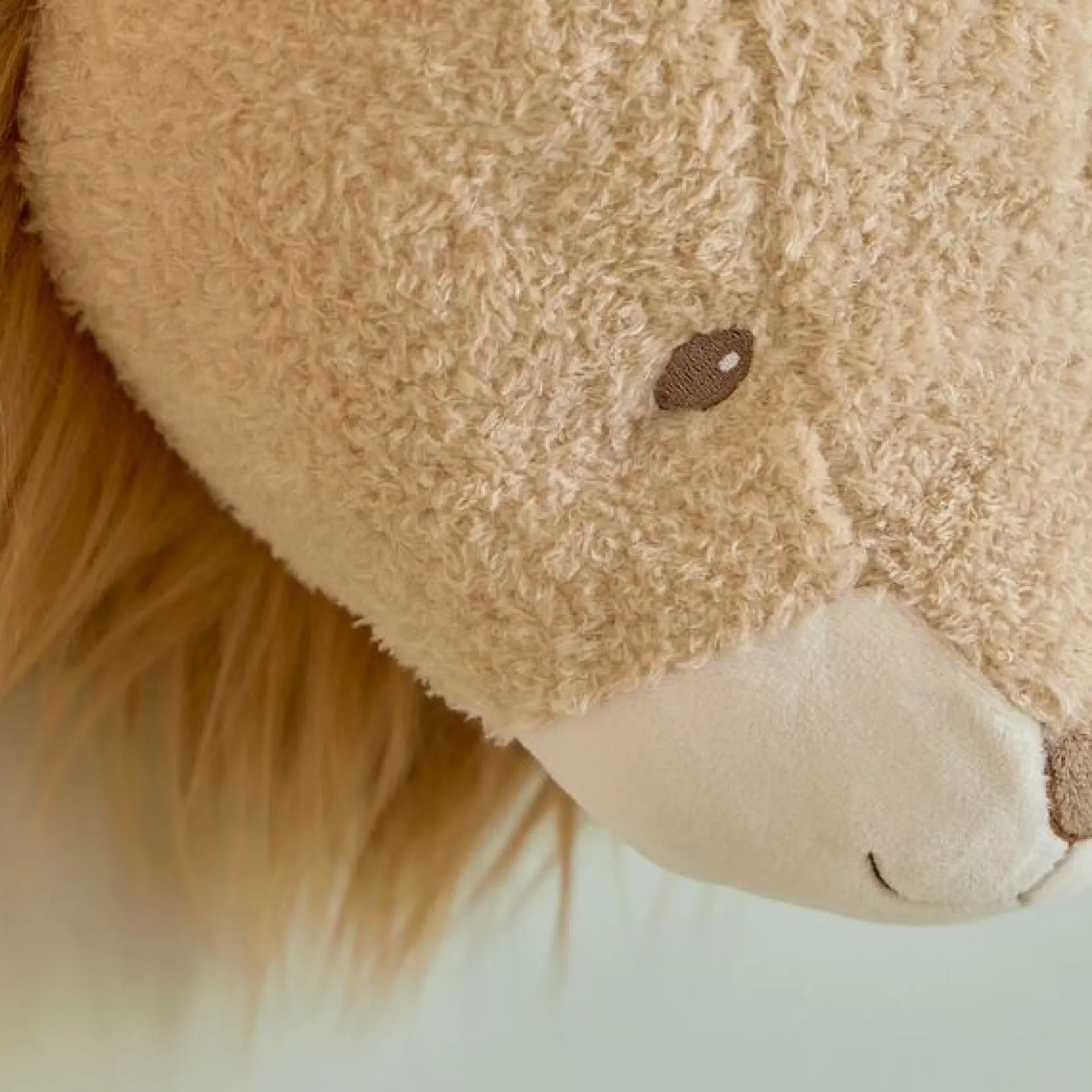 Animal head Lion - Yellow