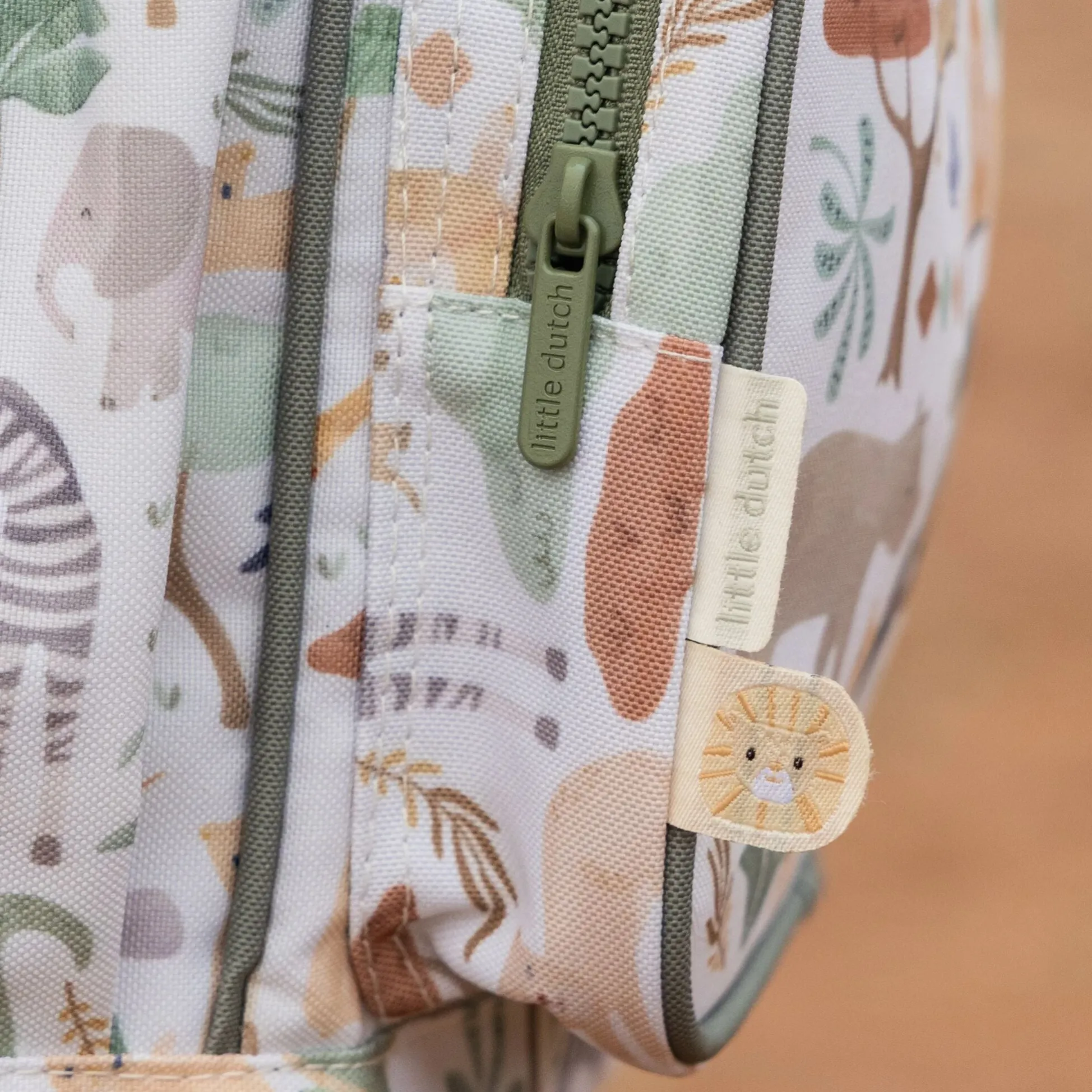 Backpack - White - 35 cm