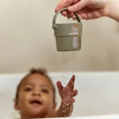 Bath cups