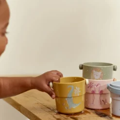 Bath cups
