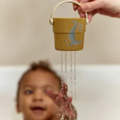 Bath cups