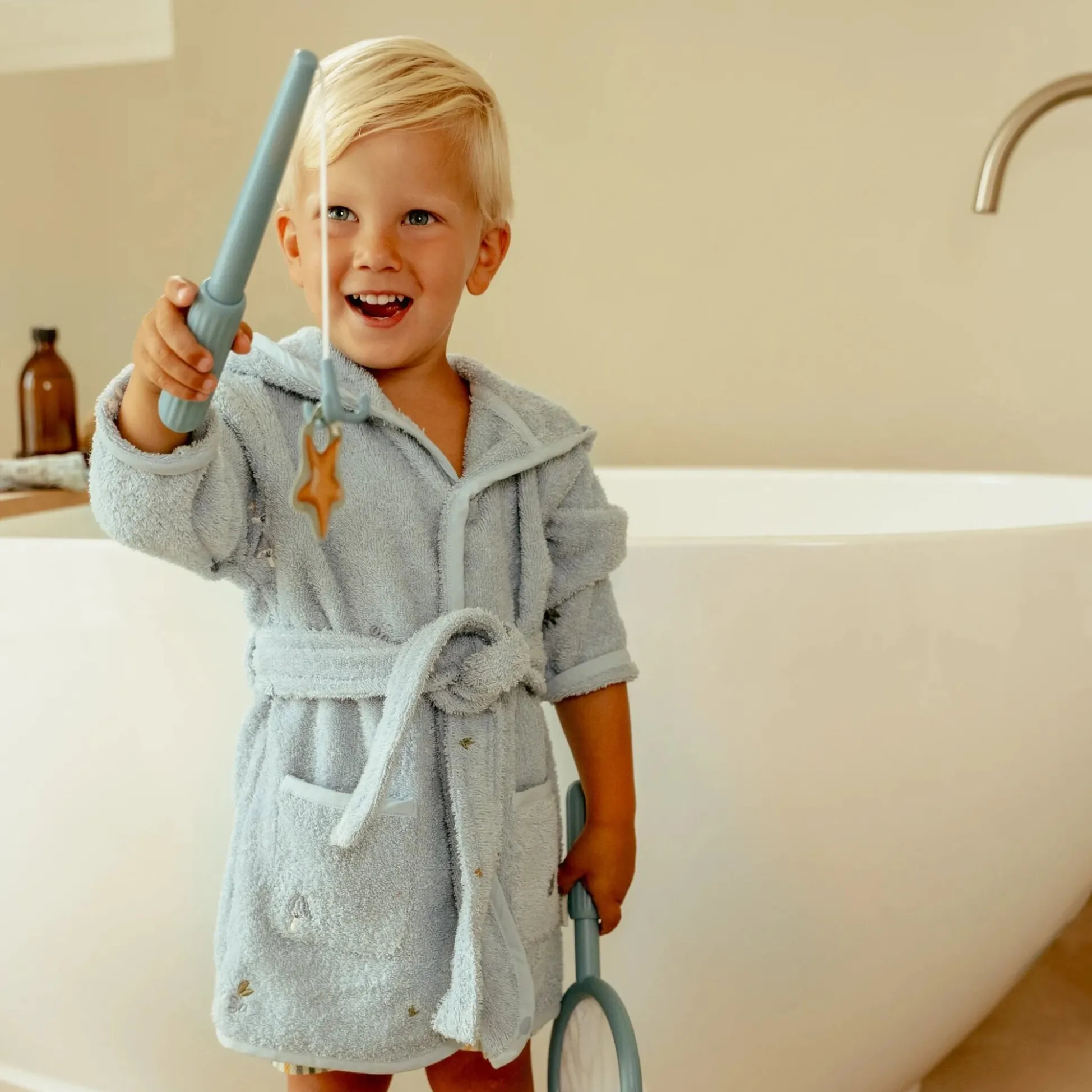 Bath fish game - blue - Essentials