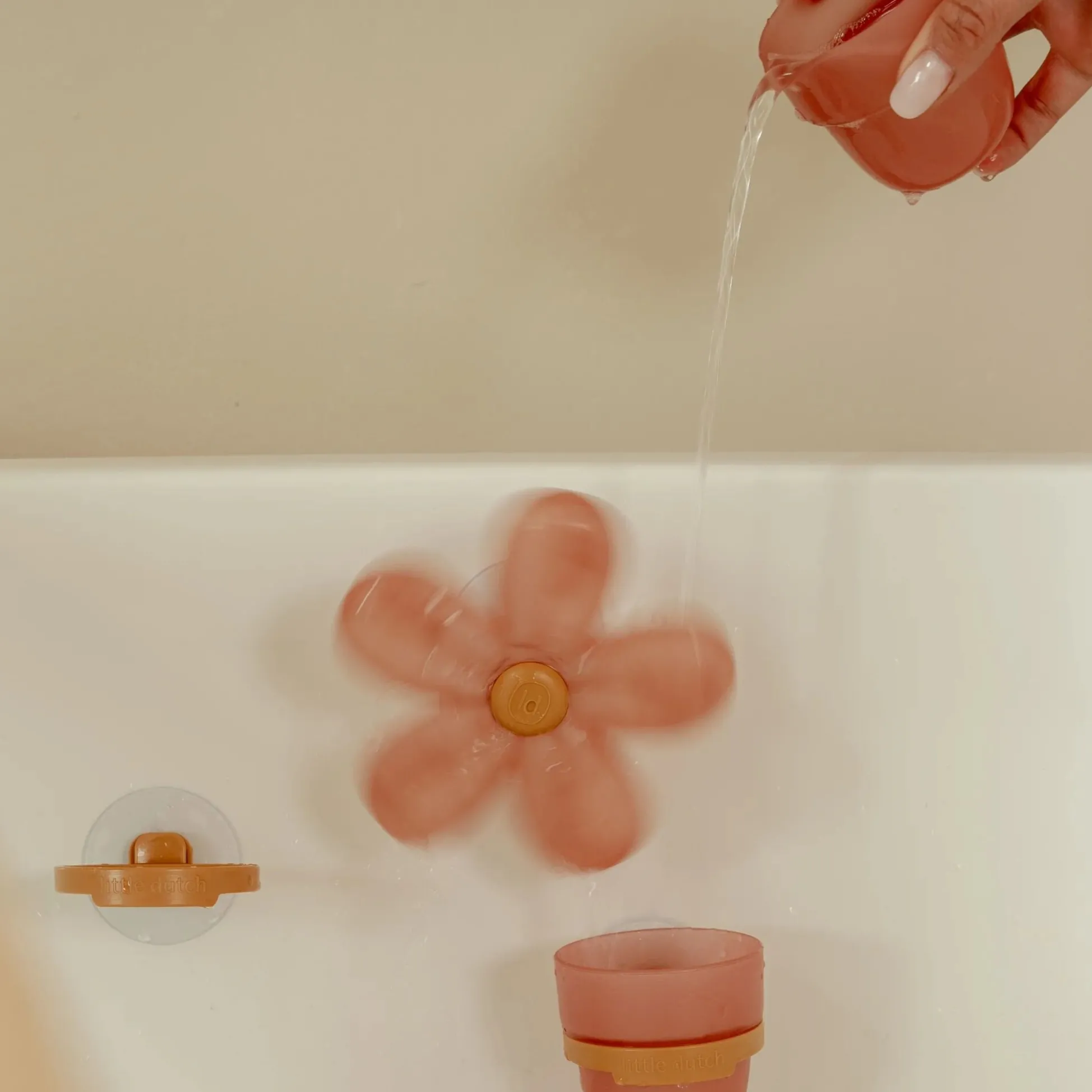 Bathroom cups - pink - Essentials