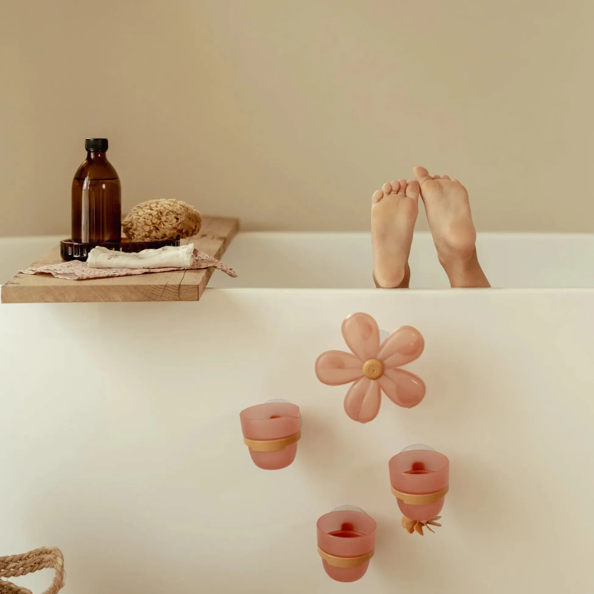 Bathroom cups - pink - Essentials