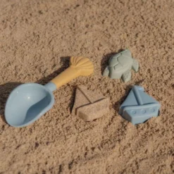 Beach set shovel and sand molds Sailors Bay