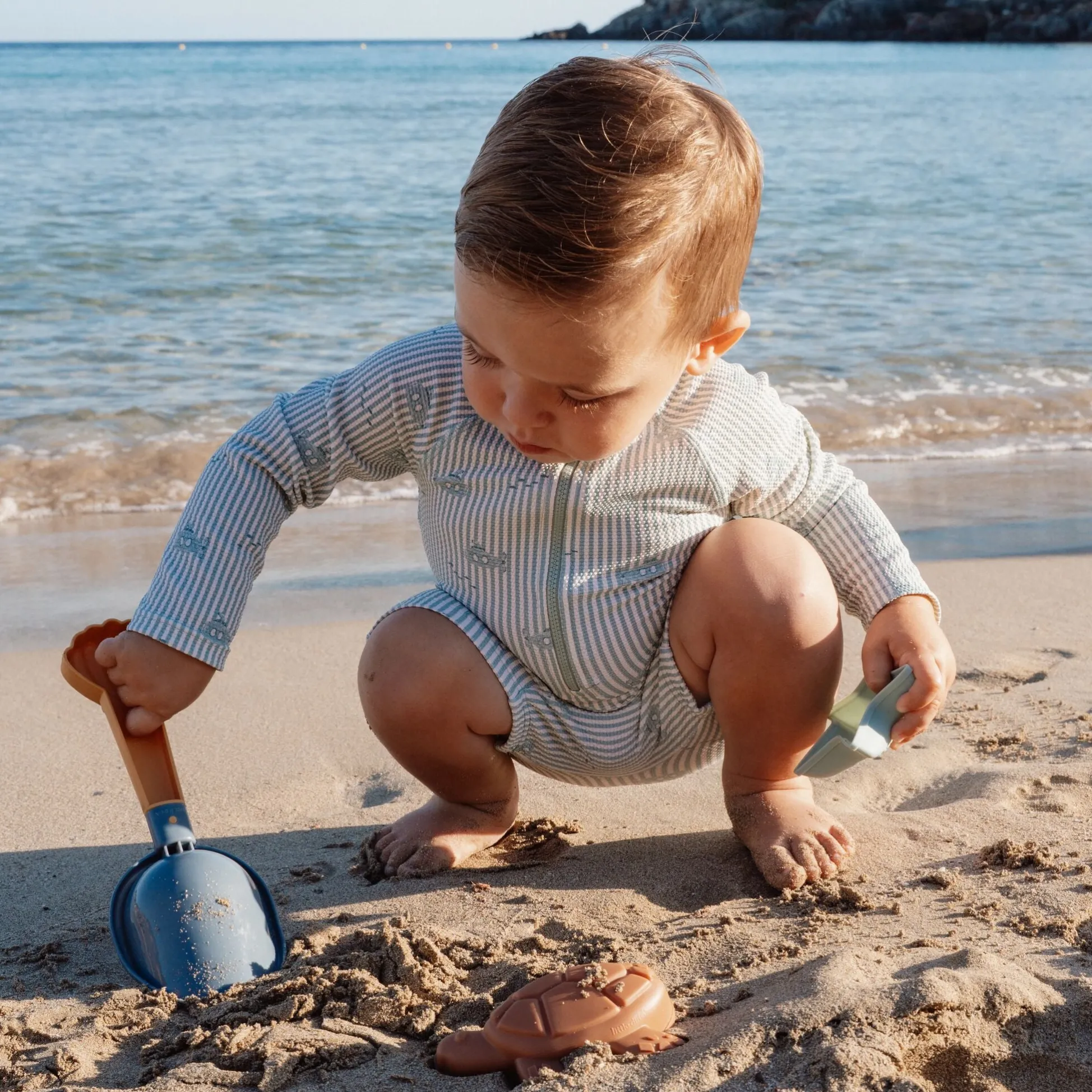 Beach Set Shovel and Sand Molds - Blue - Ocean World