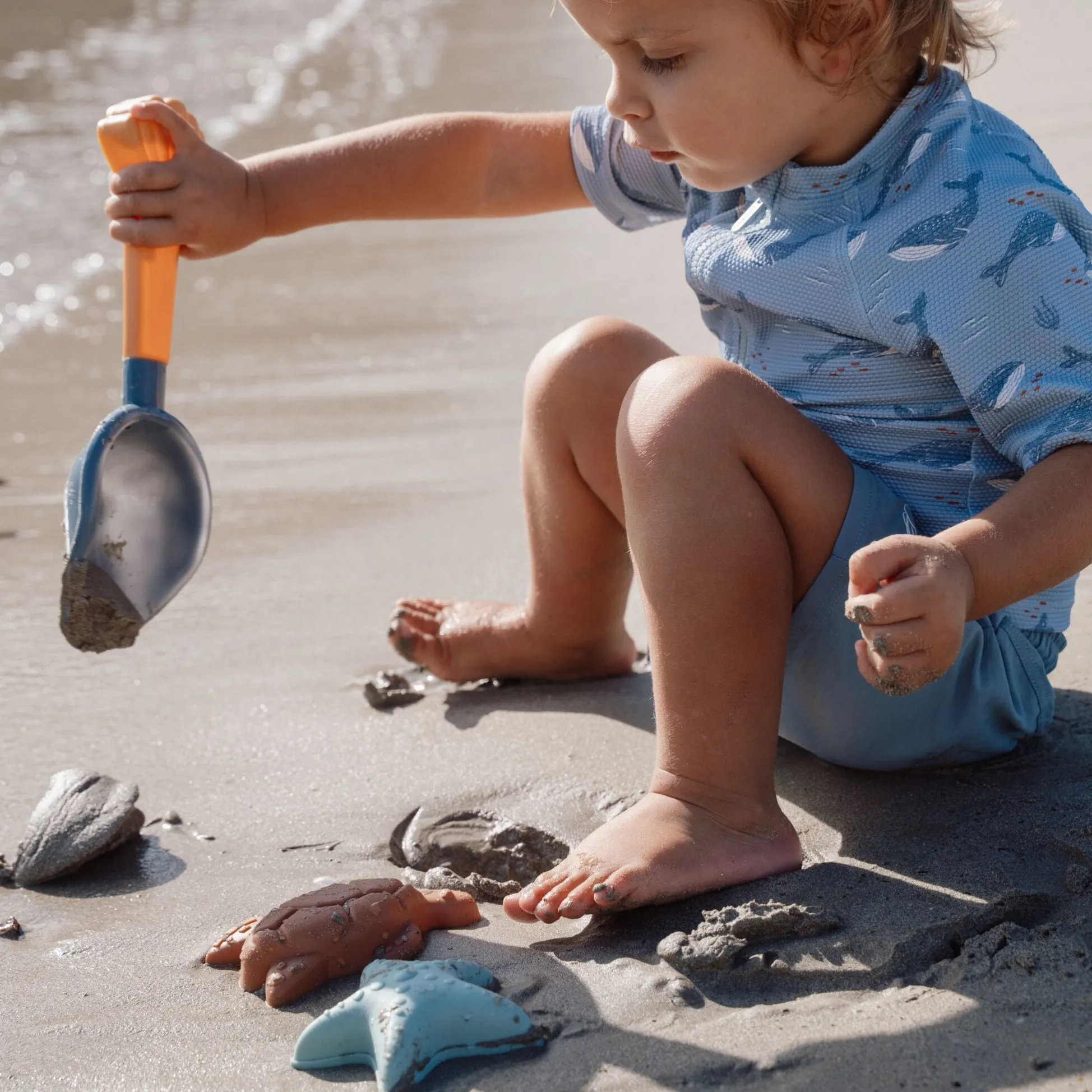 Beach Set Shovel and Sand Molds - Blue - Ocean World
