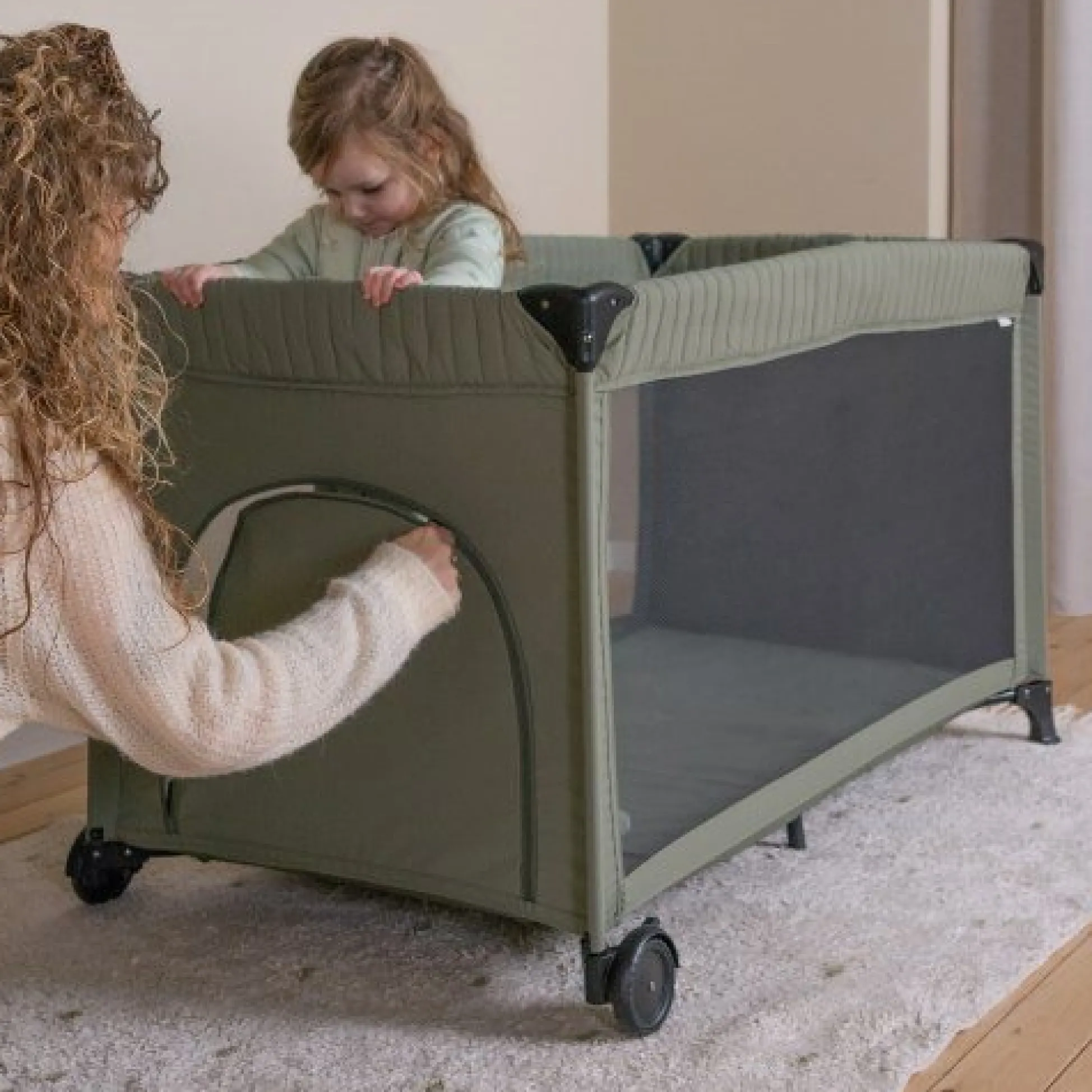 Camping bed - Green - Essentials