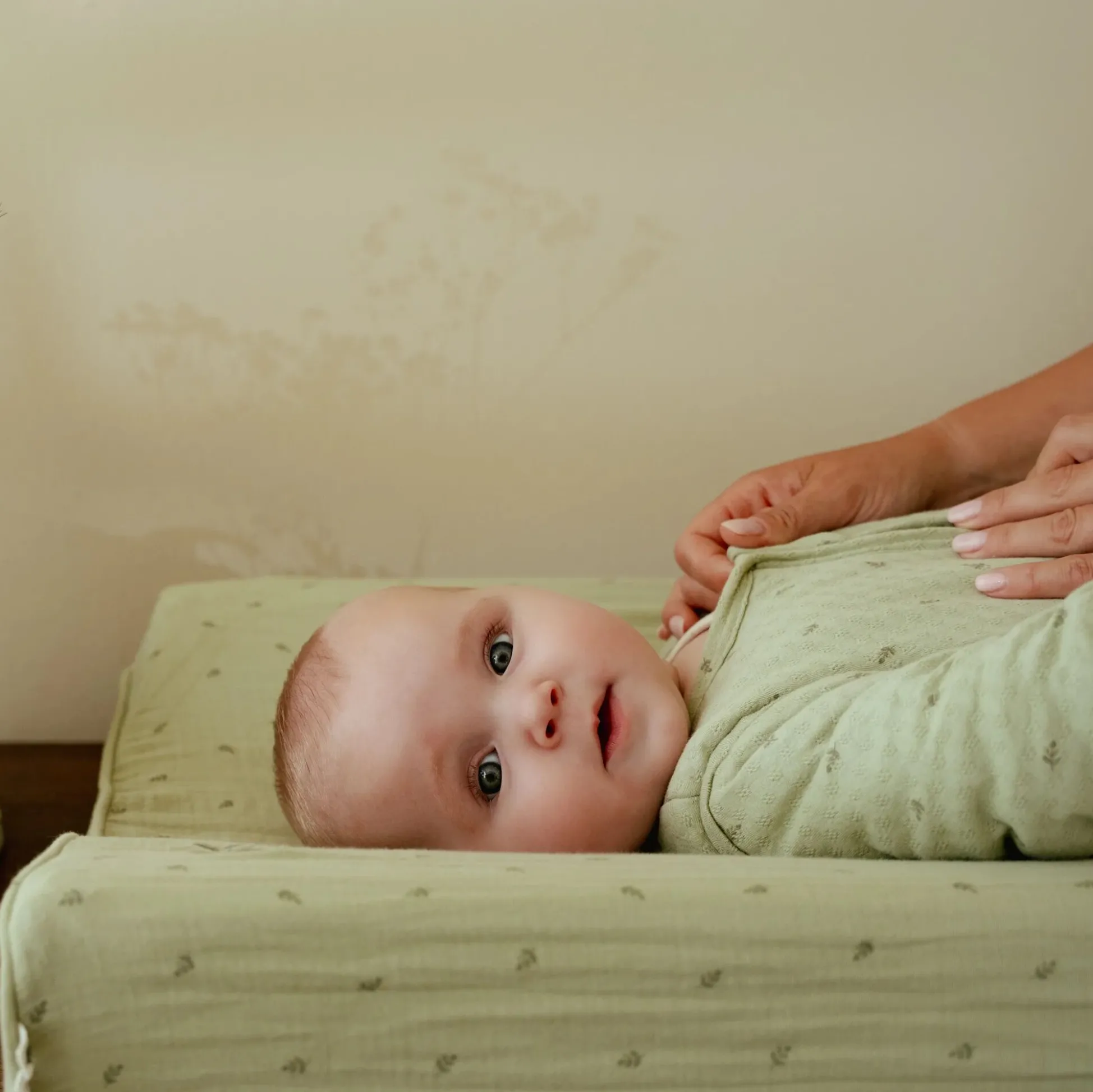Changing pad cover - Green - Essentials