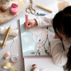 Coloring Book - Essentials - Rosa