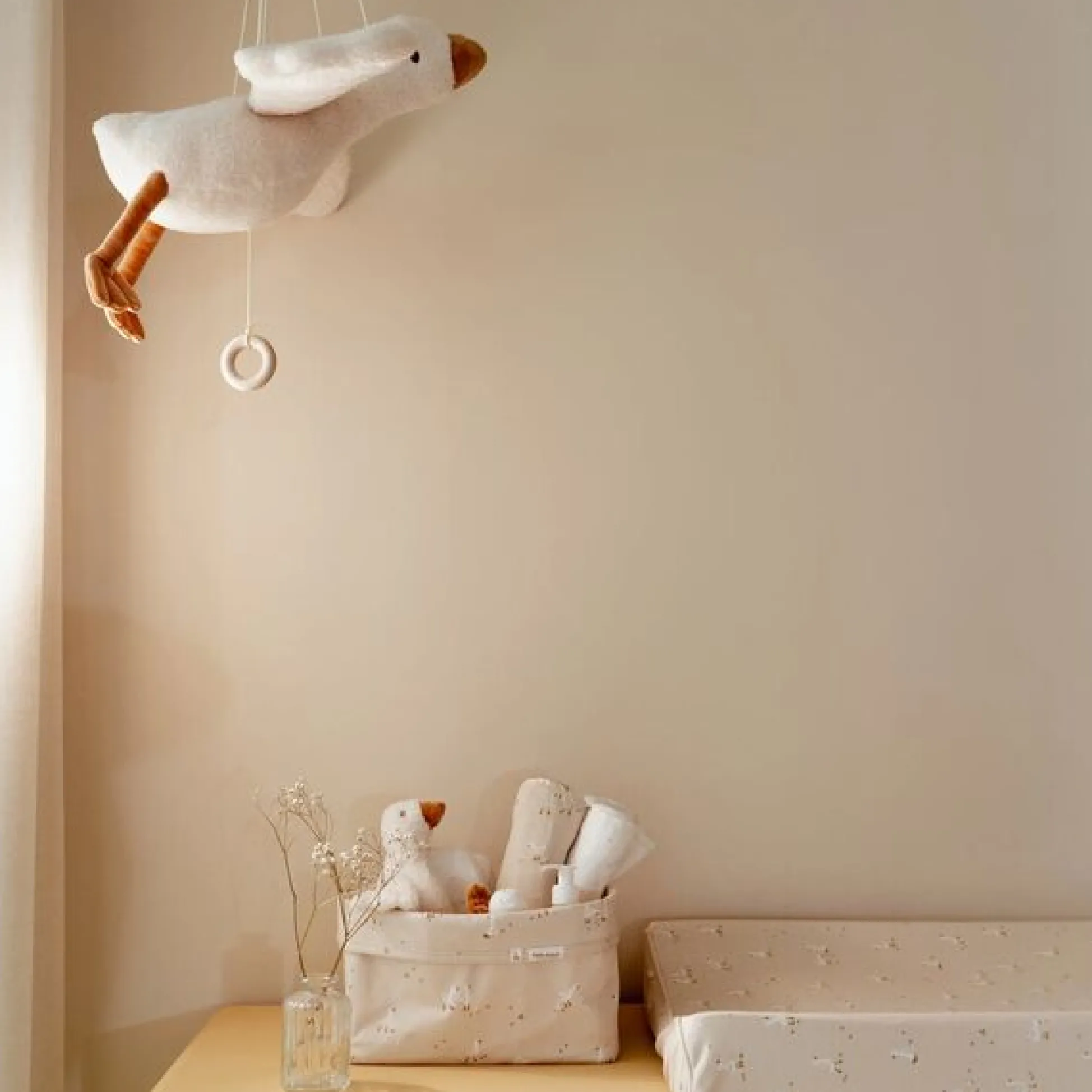 Commodity basket large - White - Newborn Naturals - Little Goose