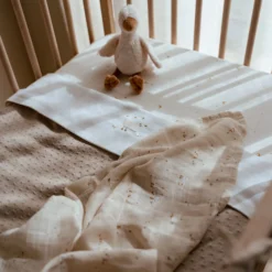 Cradle fitted sheet - White - Newborn Naturals - Little Goose