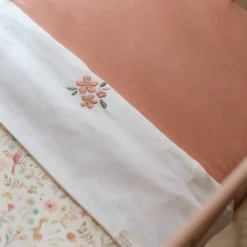 Crib fitted sheet - Pink - Essentials