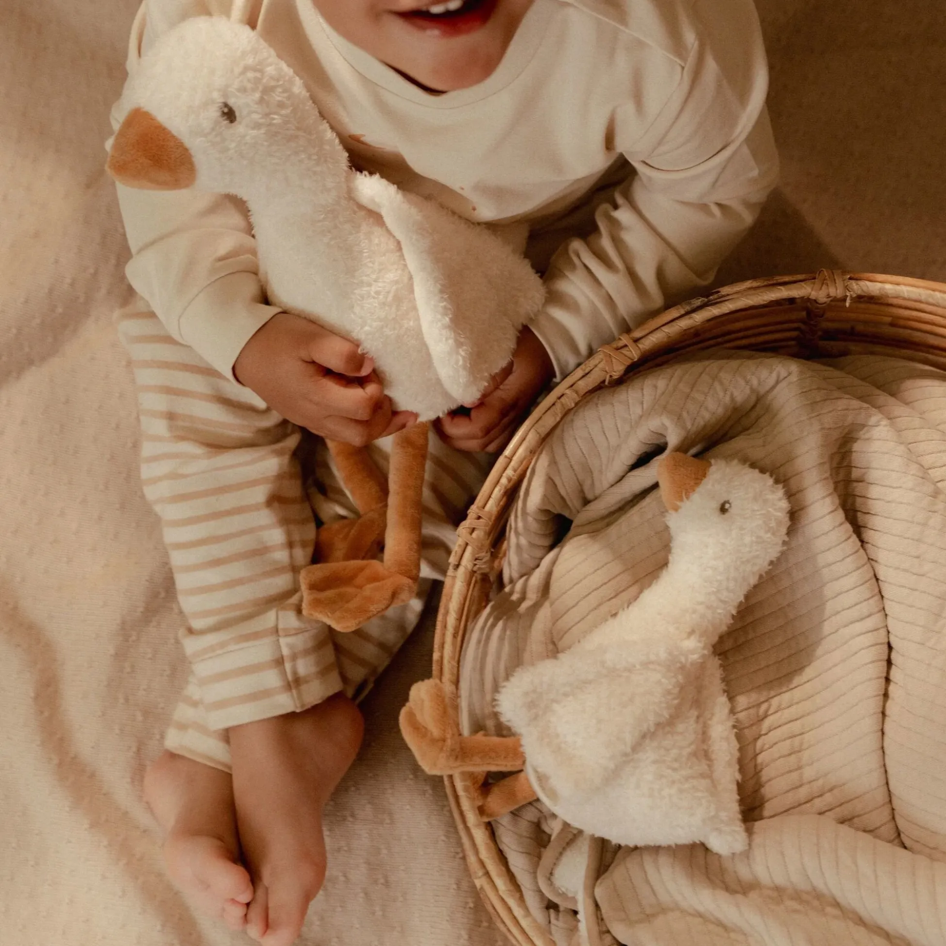 Cuddle Goose 25 cm - White - Little Goose