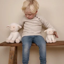 Cuddle Sheep 17cm Little Farm