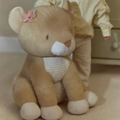 Cuddly toy Lioness - 60 cm