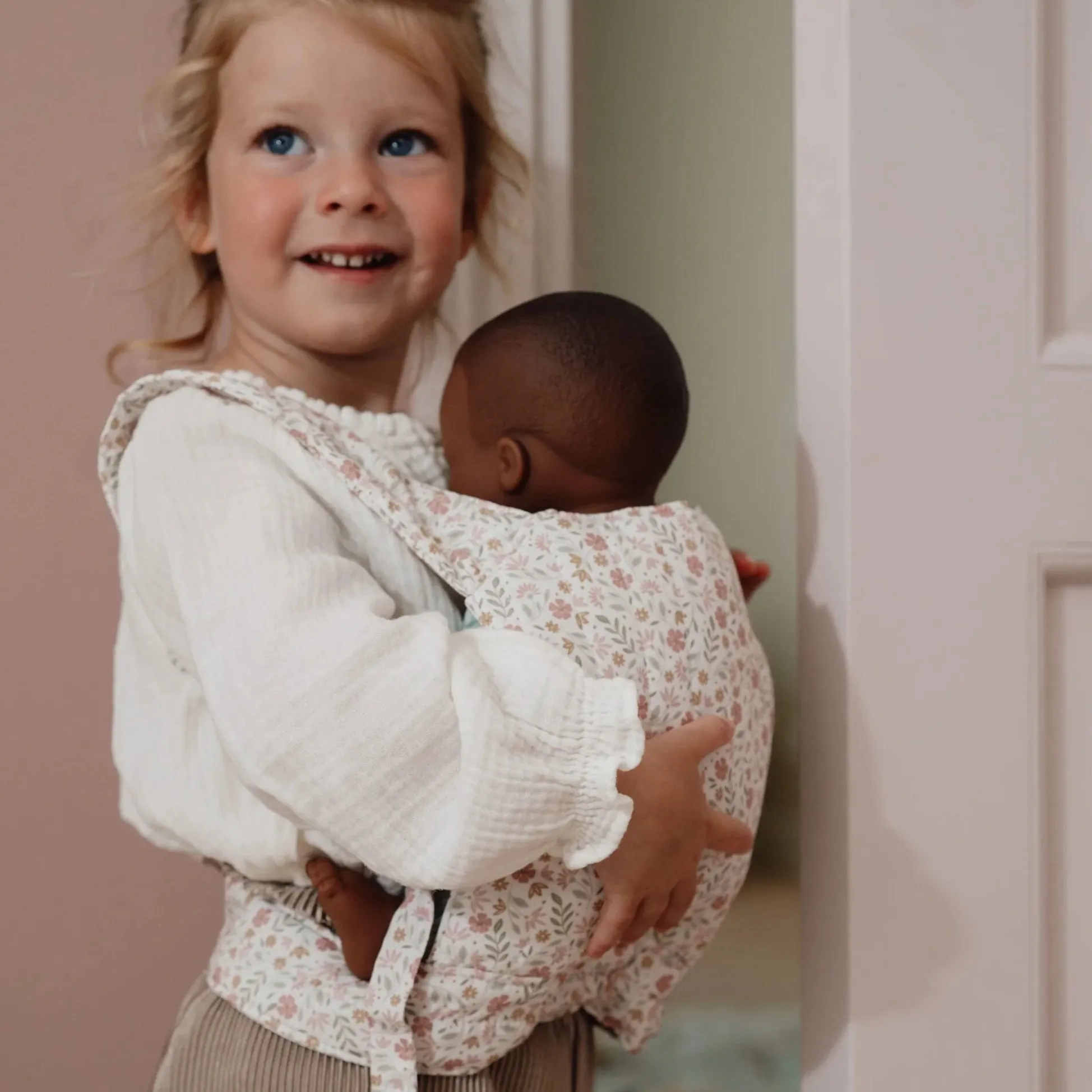Doll carrier – Multicolored – Essentials – Soft Flowers