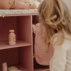 Doll changing table – Pink – Essentials