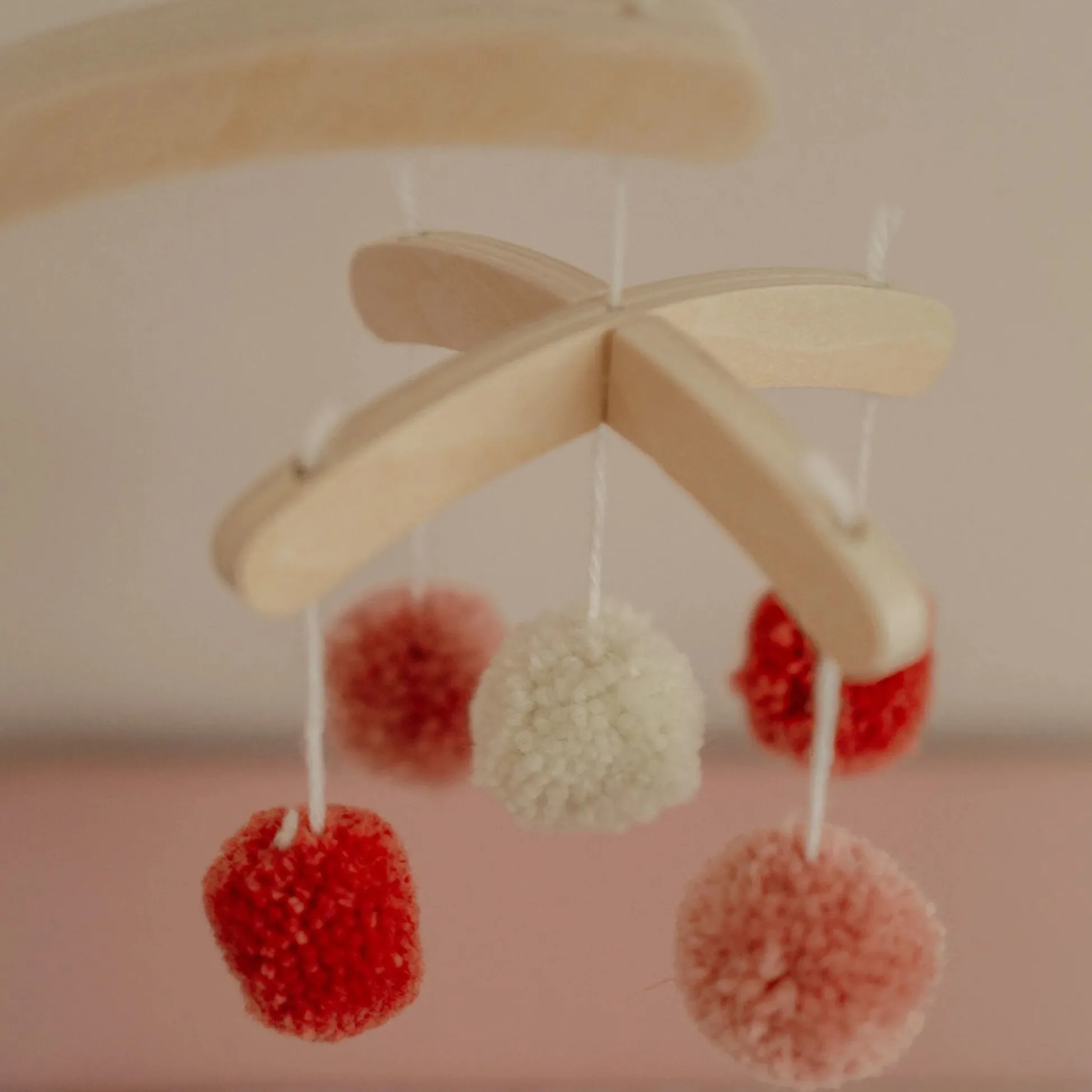 Doll changing table – Pink – Essentials