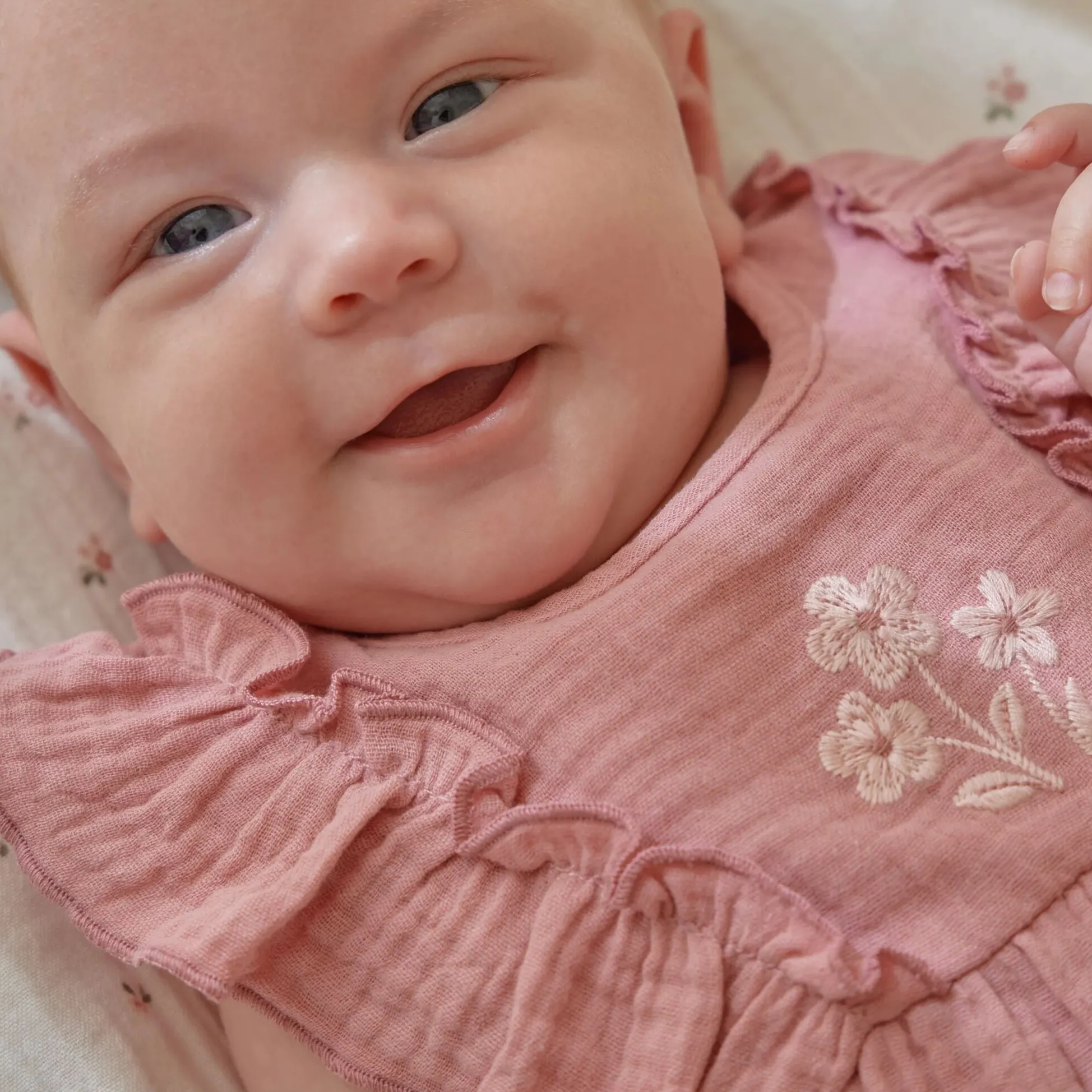 Dress - Sleeveless - Pink