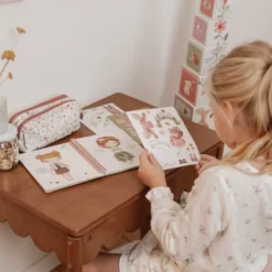 Dress-up and sticker book - Fairy Garden