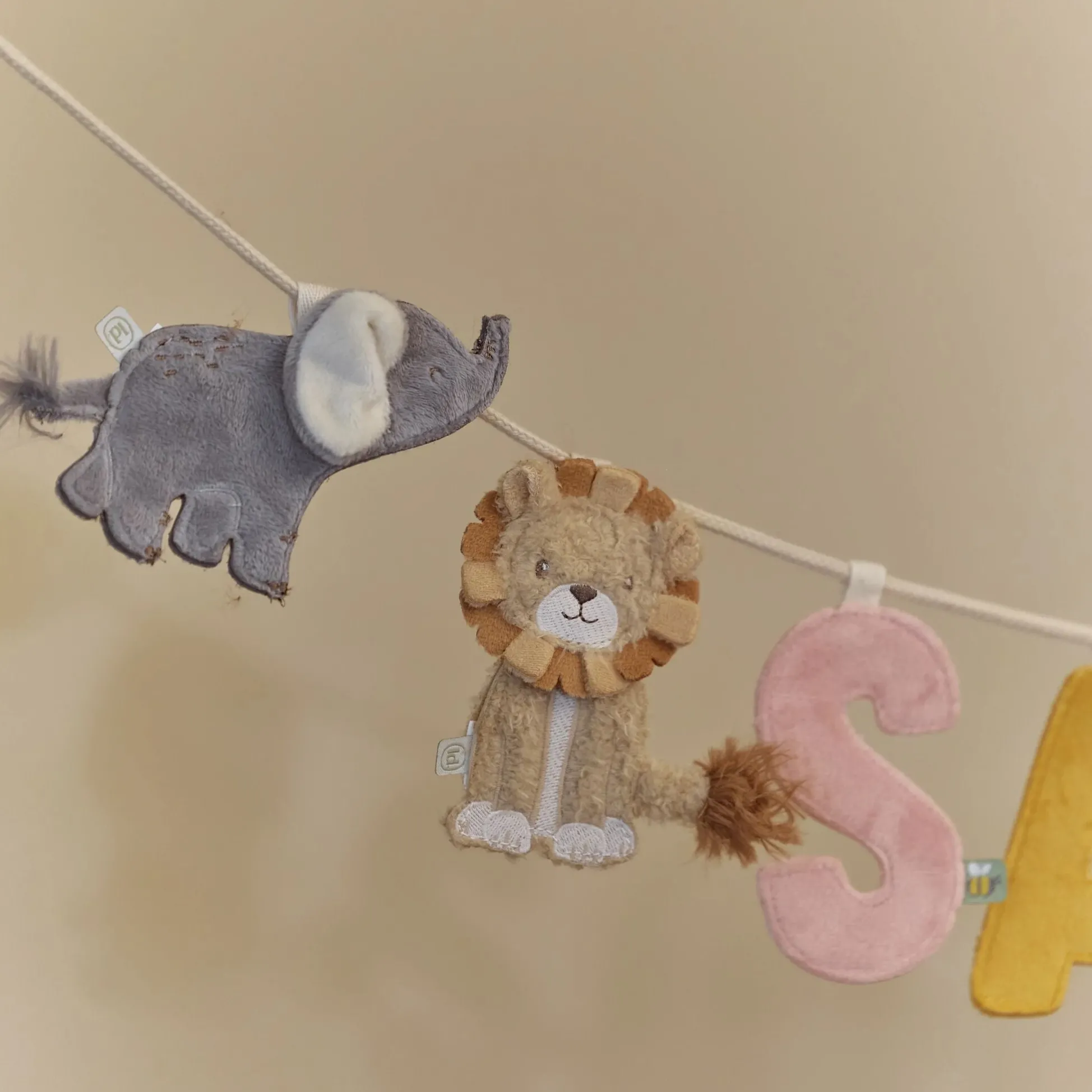 Garland element Elephant - Gray