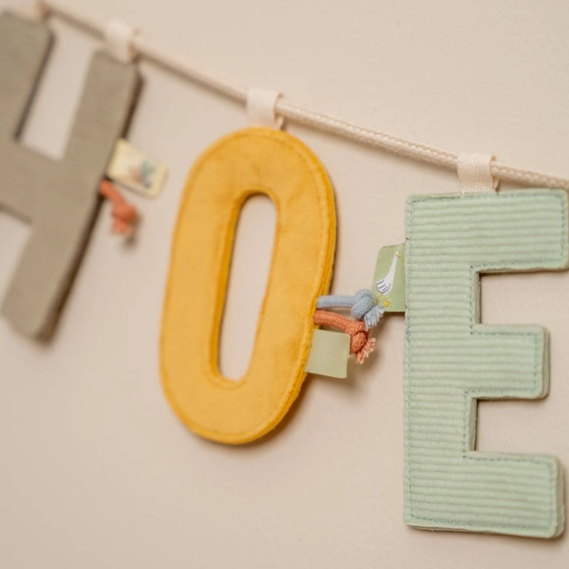 Garland element - Letter O