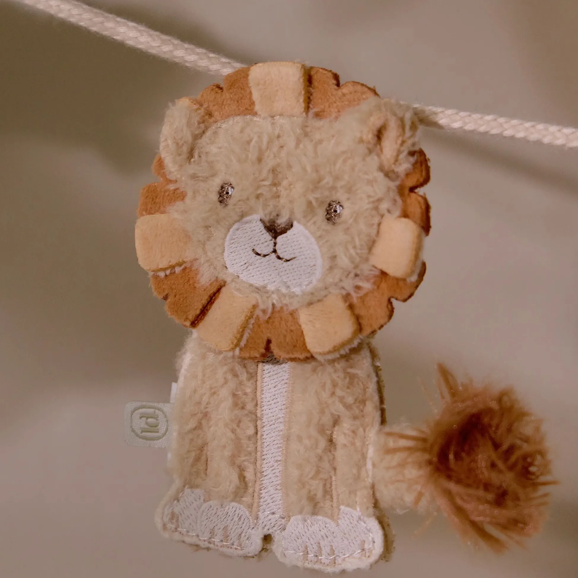 Garland element Lion - Yellow