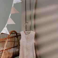 Garland with flags - White - Newborn Naturals - Baby Bunny