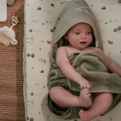 Hooded towel - Embroidered - Green - 100 x 100