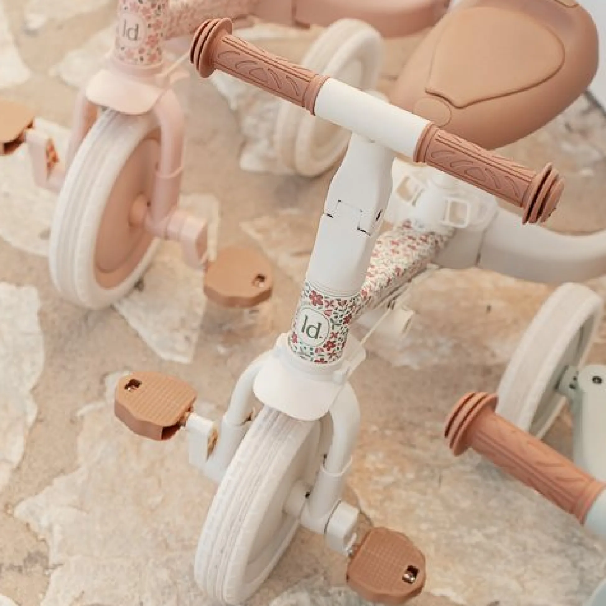 4 in 1 tricycle off white