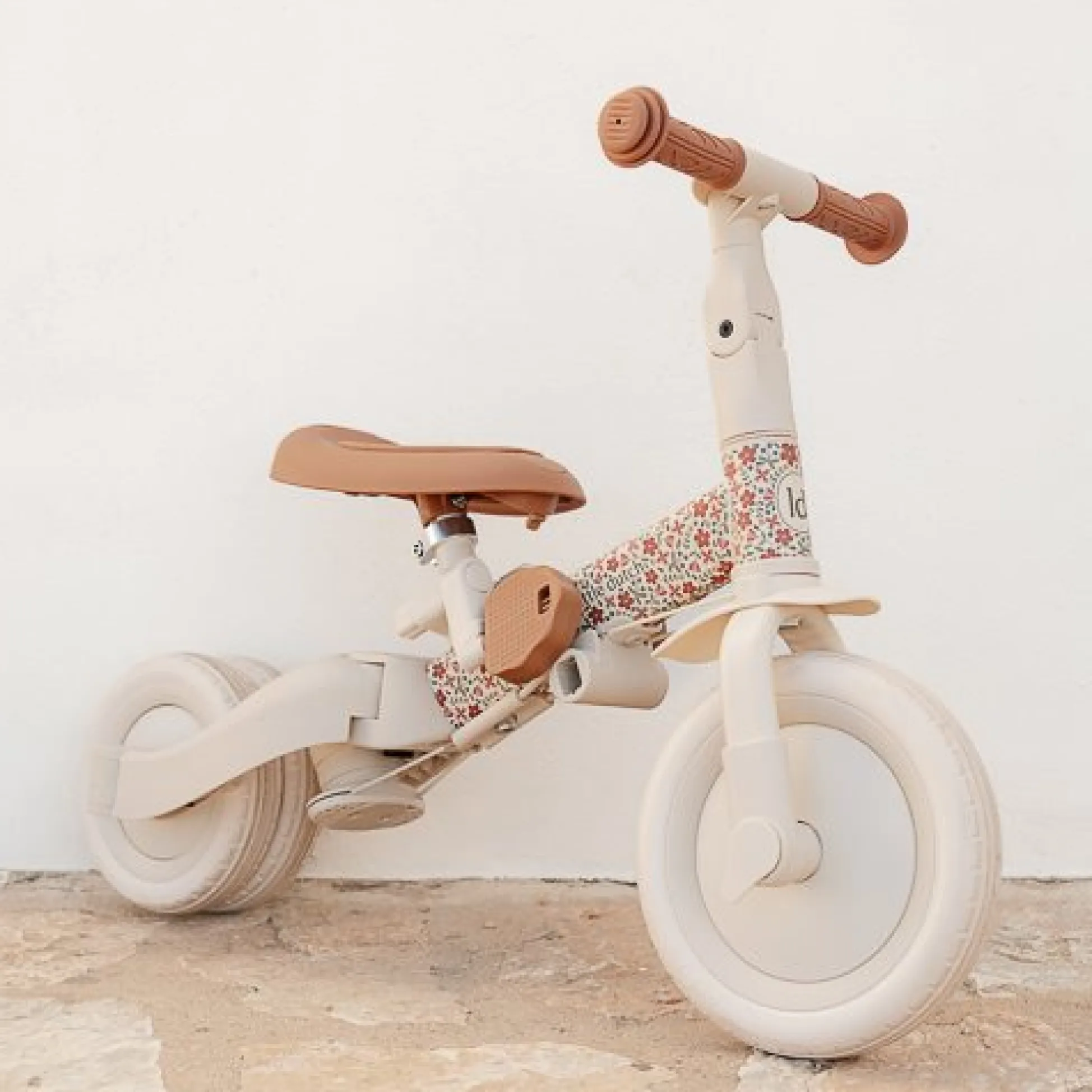 4 in 1 tricycle off white