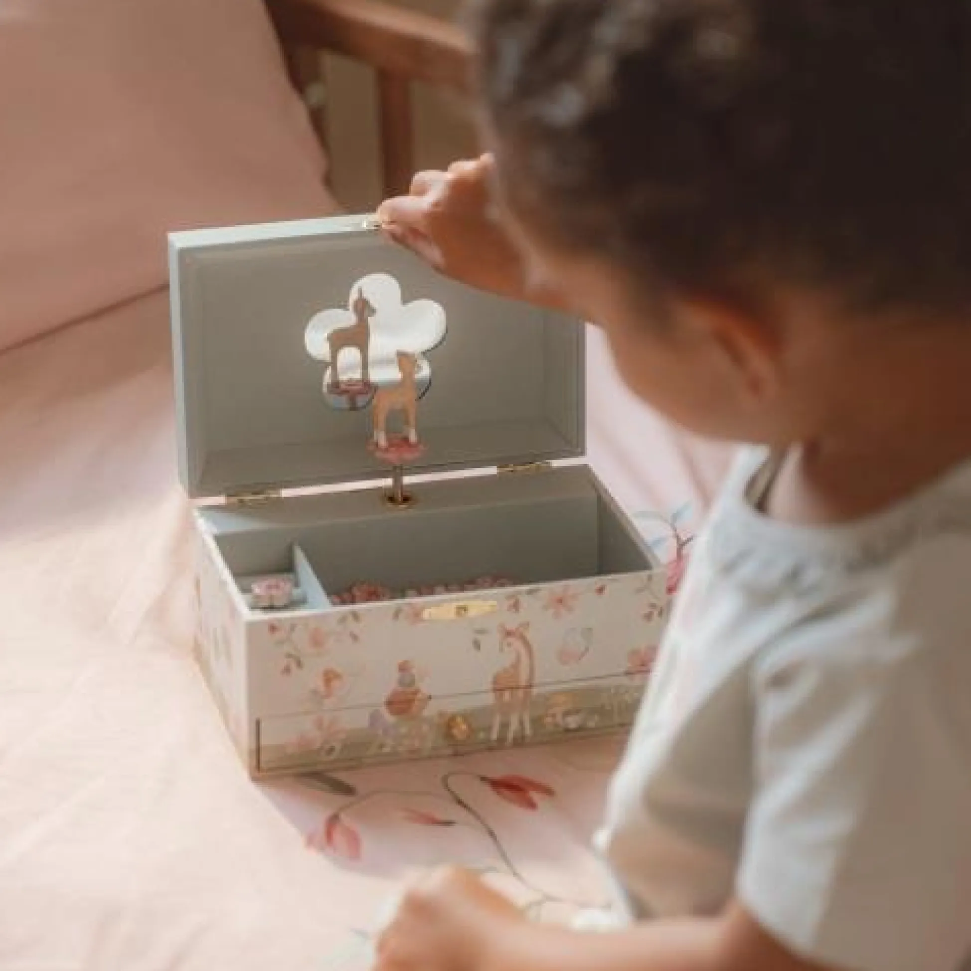 Jewelry box with music - Fairy Garden