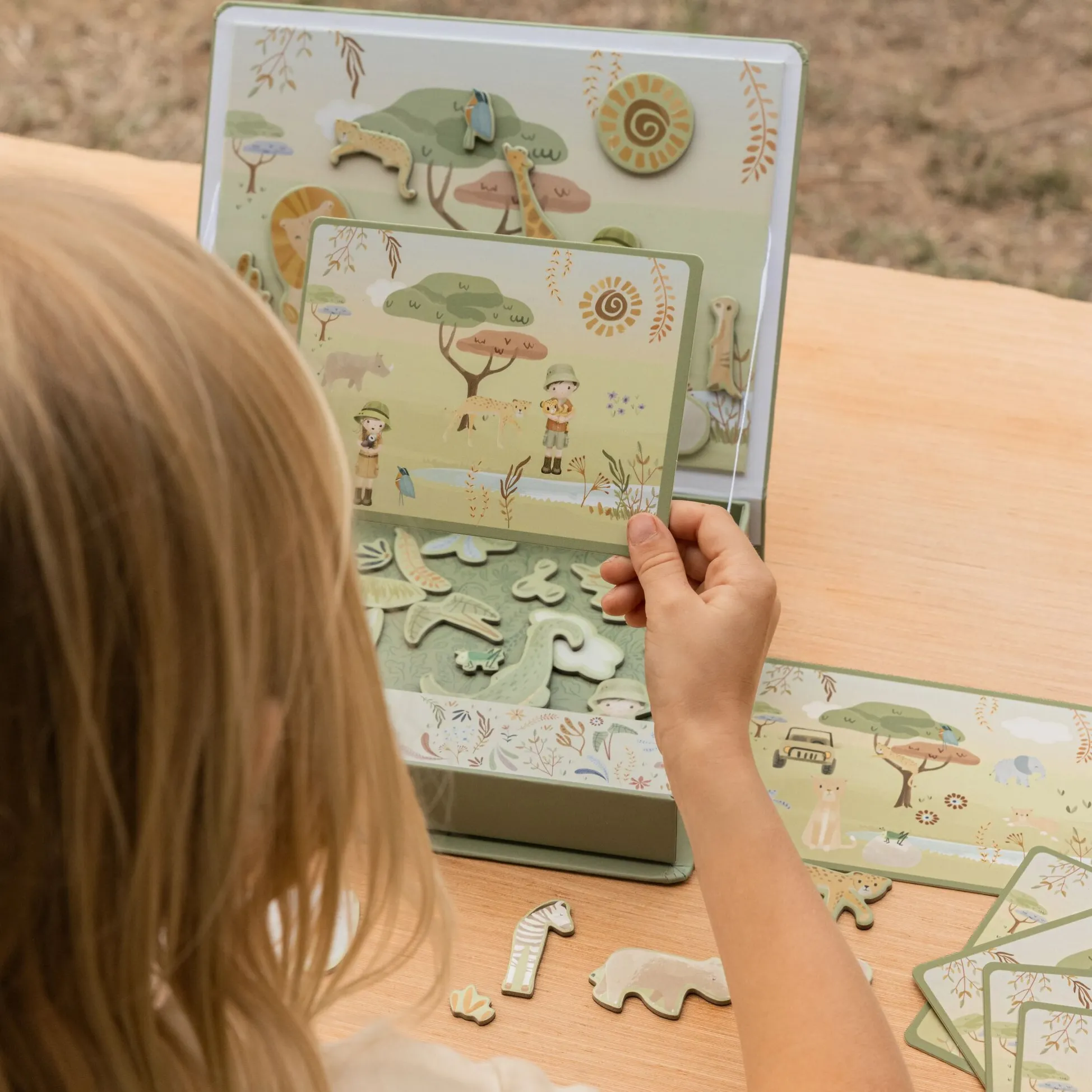 Magnetic game board Safari animals