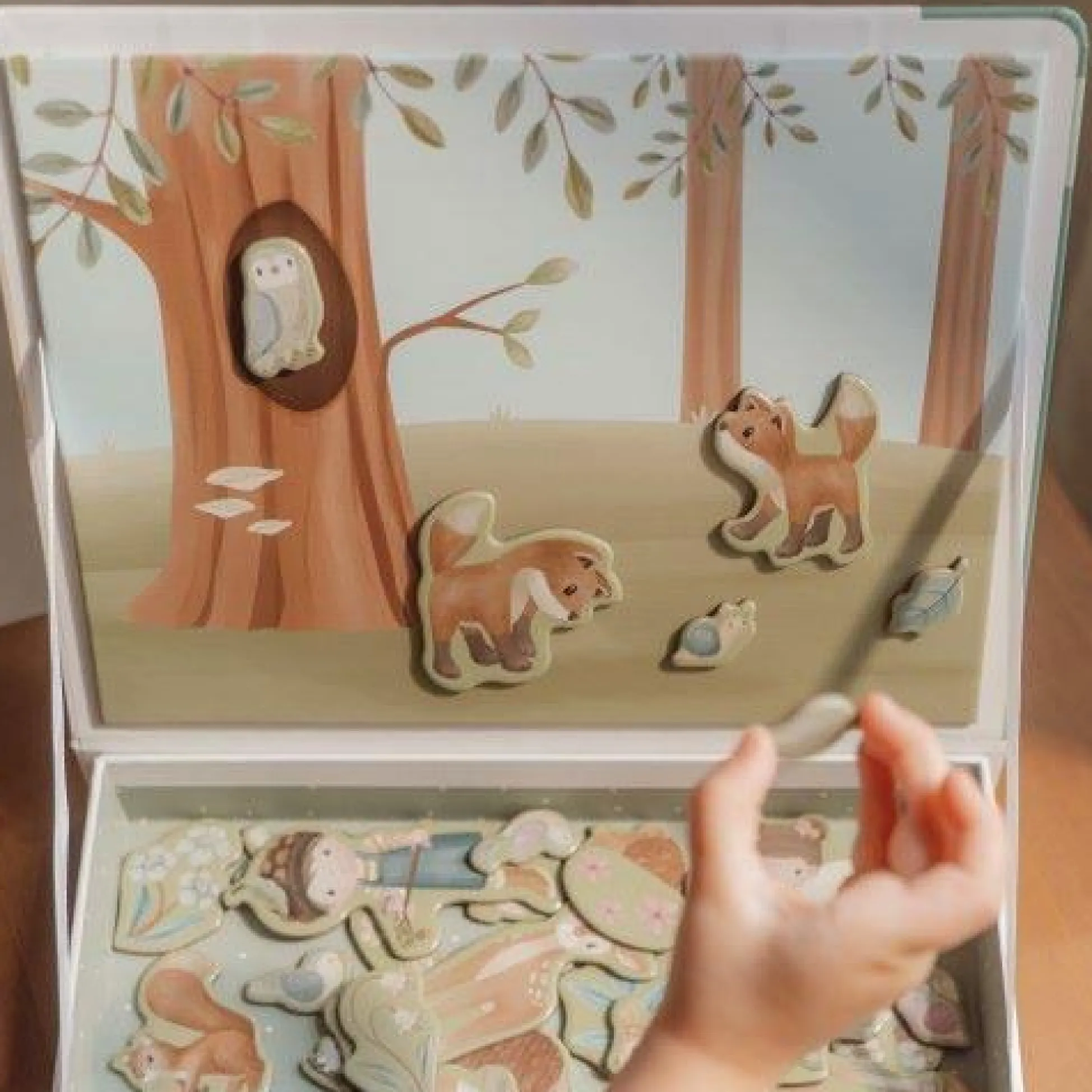 Magnetic play board - Multicolored - Forest Friends