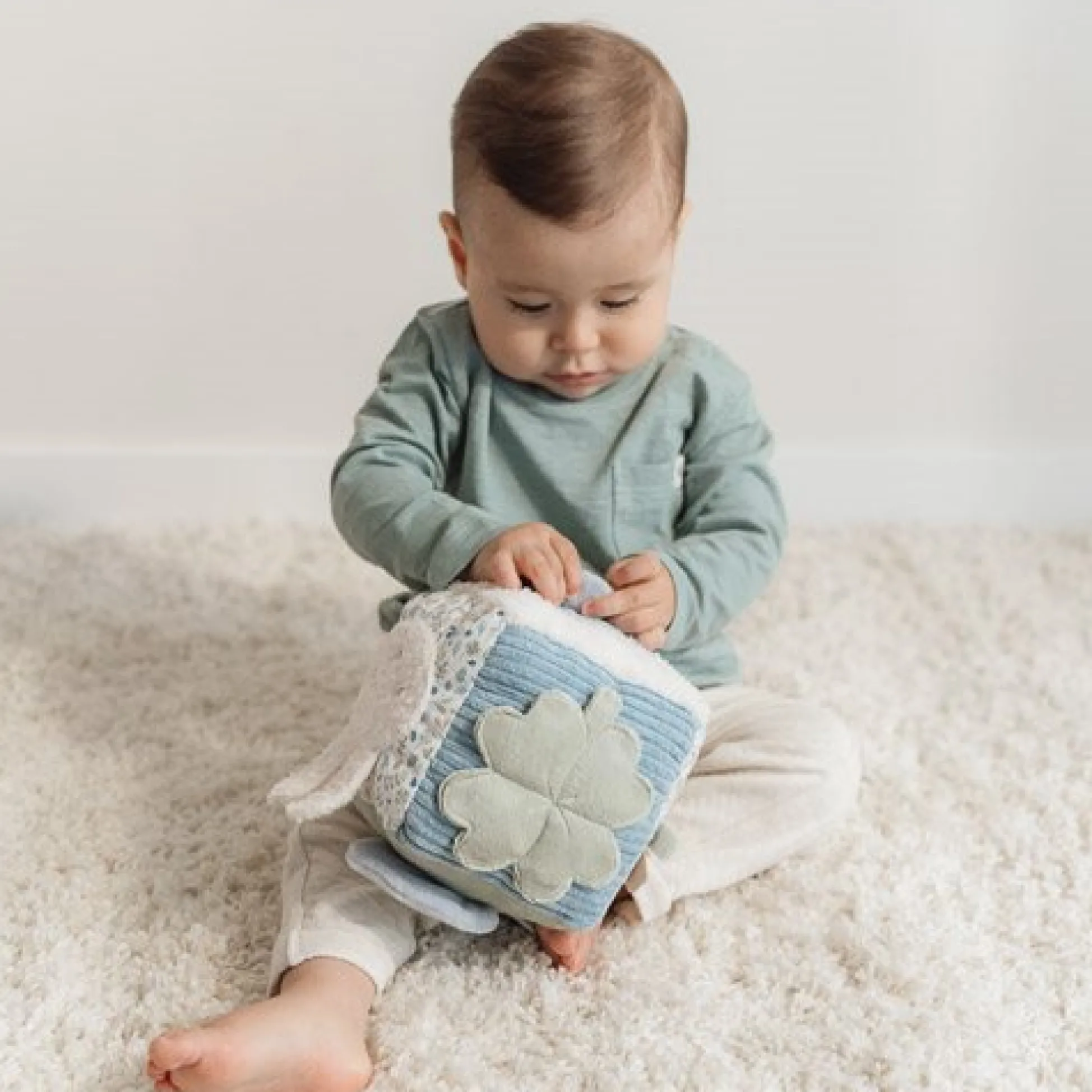 miffy activity cube - Blue - Lucky Leaves