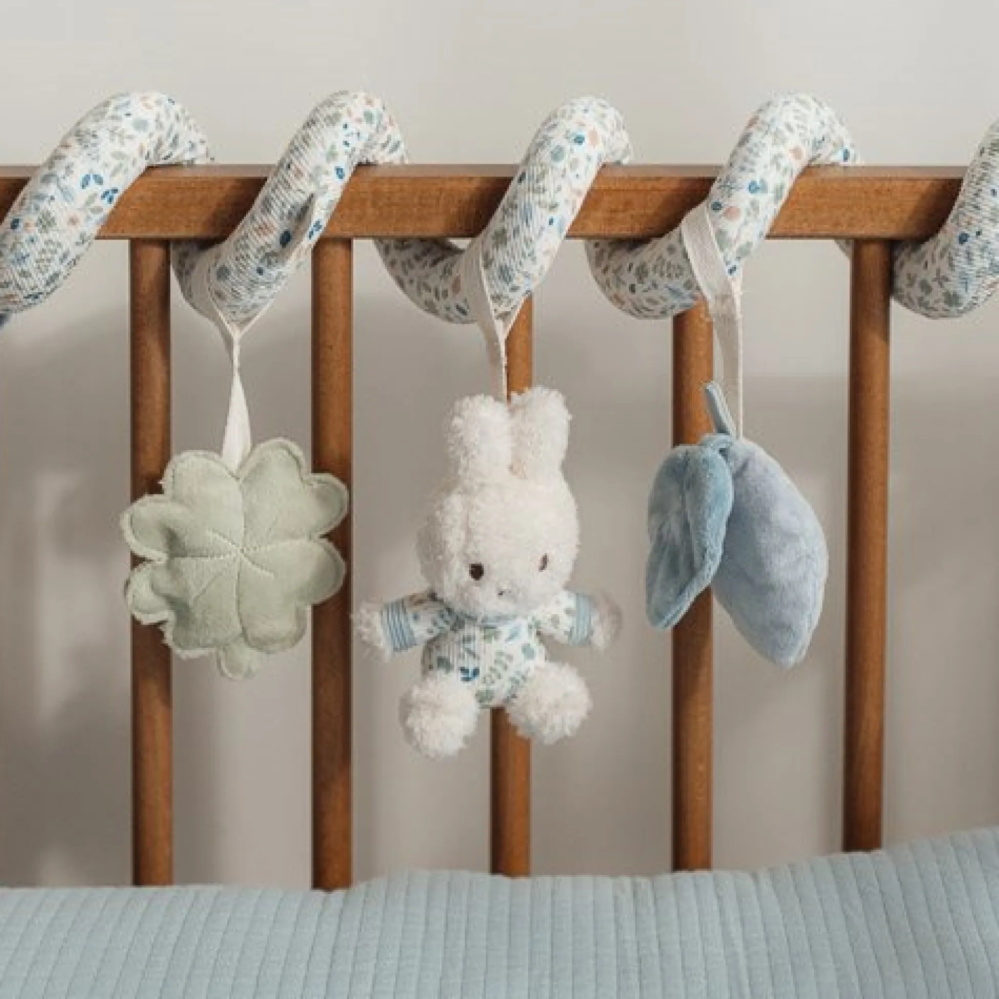 miffy activity spiral - Blue - Lucky Leaves