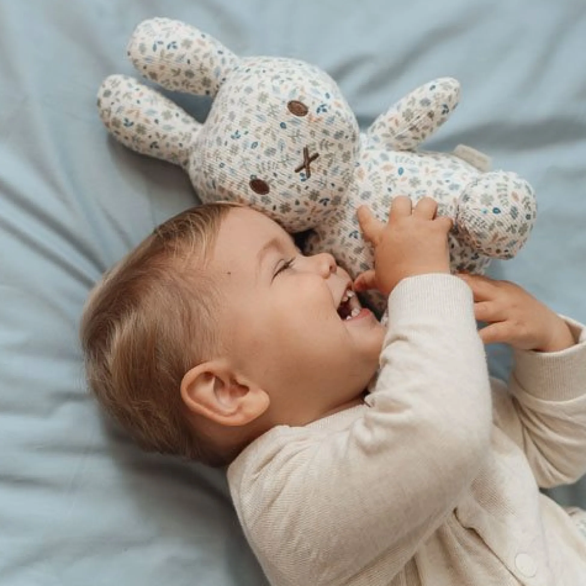 miffy cuddle all-over print 20 cm - Blue - Lucky Leaves
