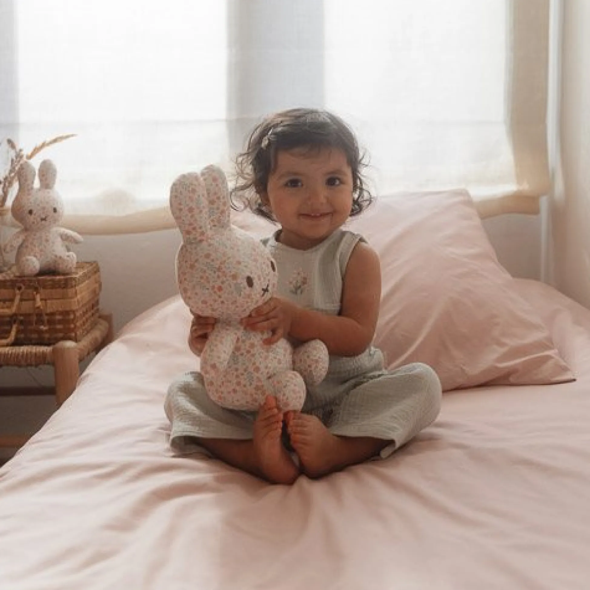 miffy cuddle all-over print 30 cm - Pink - Lucky Blossom