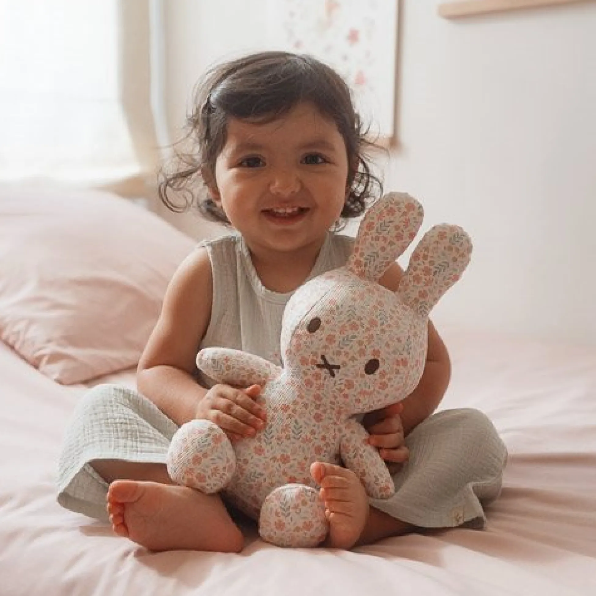 miffy cuddle all-over print 30 cm - Pink - Lucky Blossom