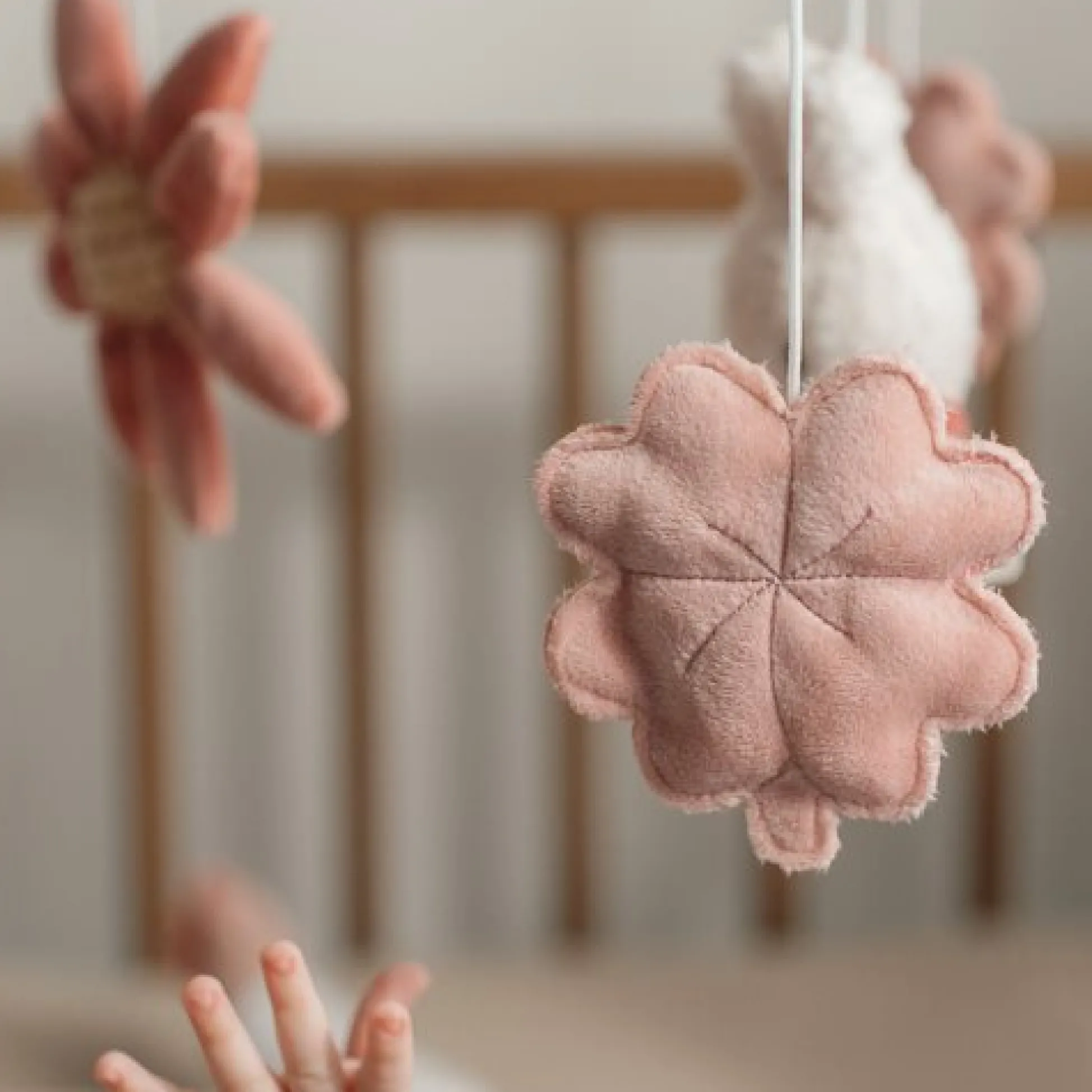 miffy music mobile - Pink - Lucky Blossom