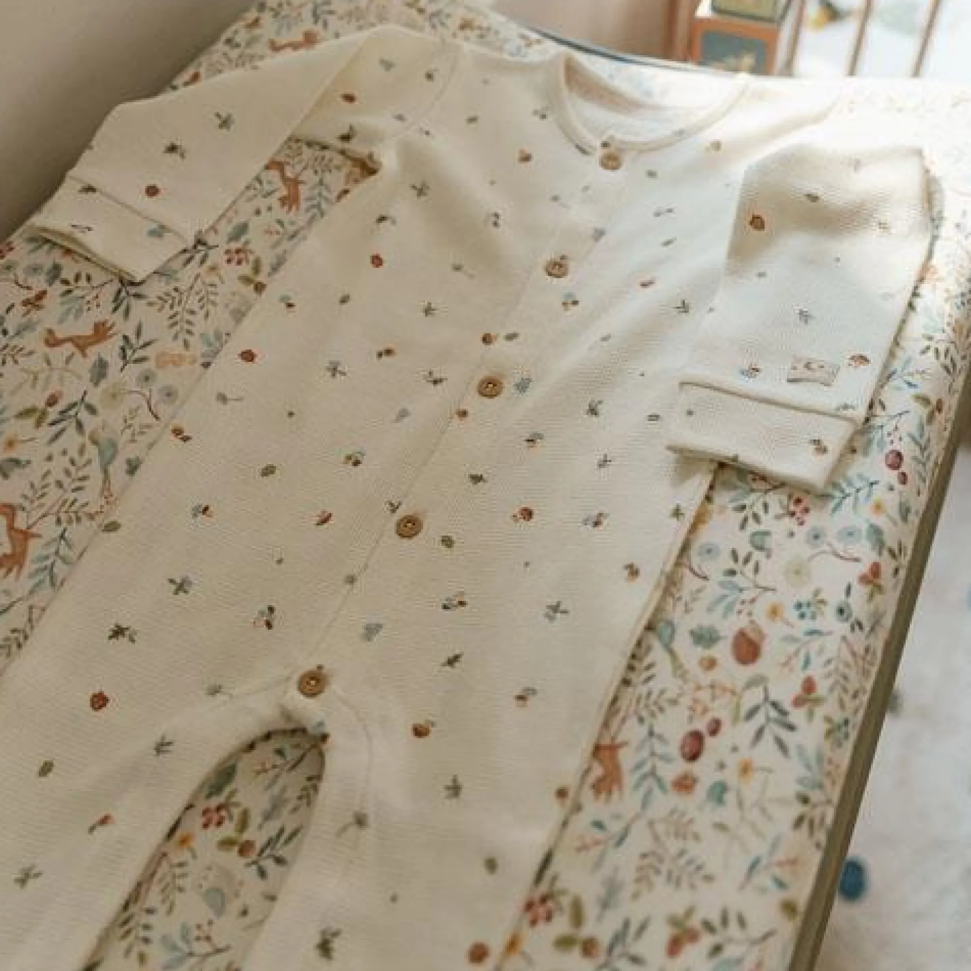 One-piece pajamas - White - Forest Friends - Forest Treasures