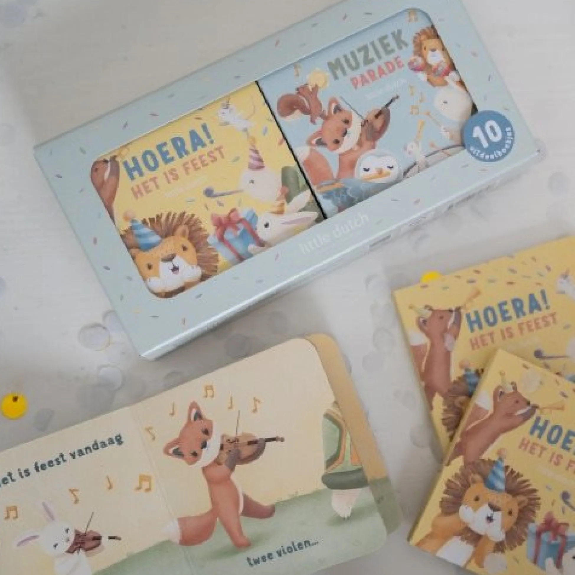 Party Booklets - Hooray! It's a Party & Music Parade - NL