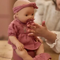 Pee doll Livia