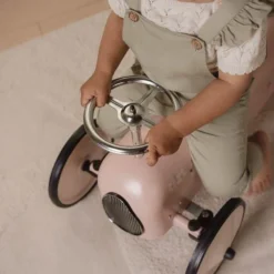 Retro ride-on car - Pink - Essentials