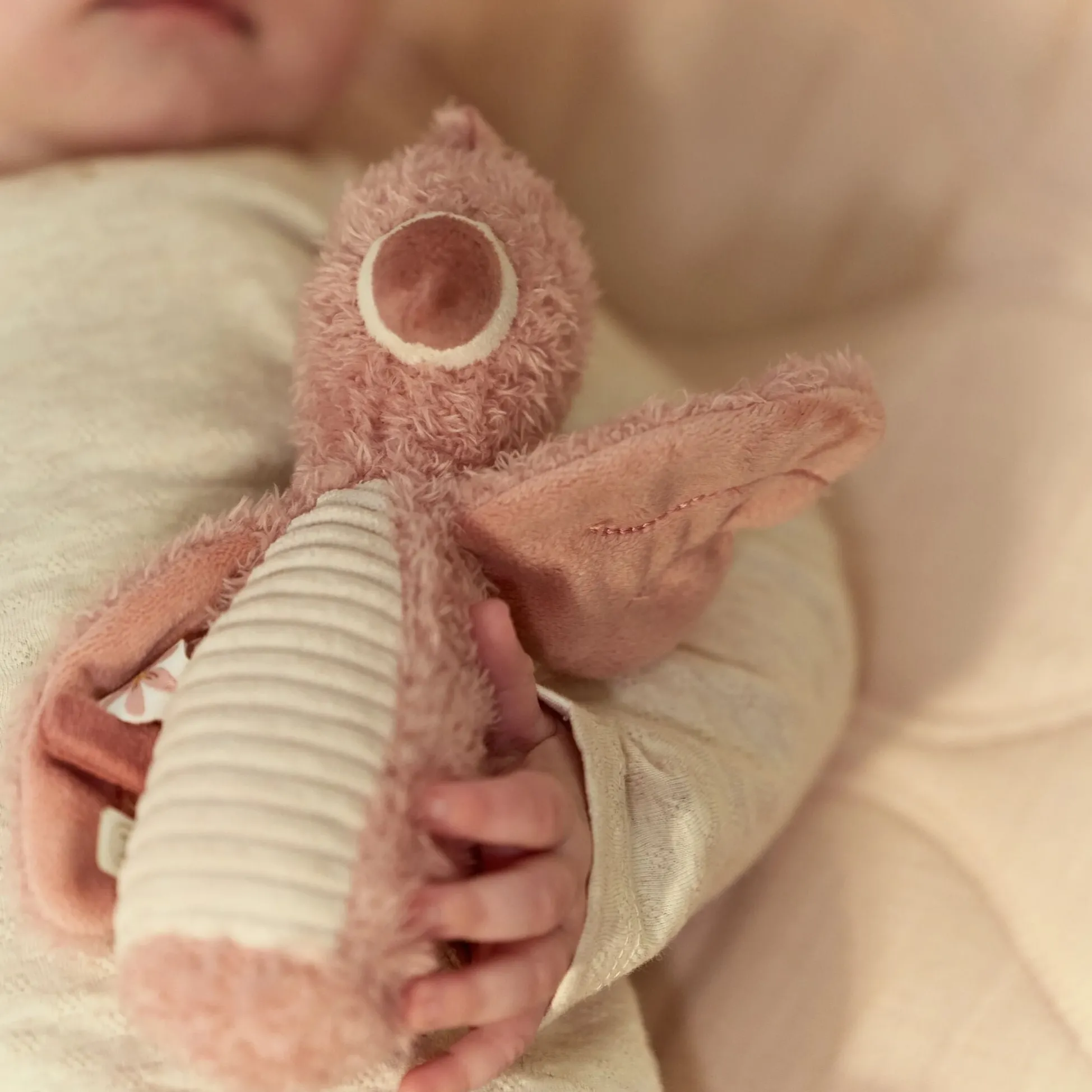Squeeze rattle Flamingo - Pink