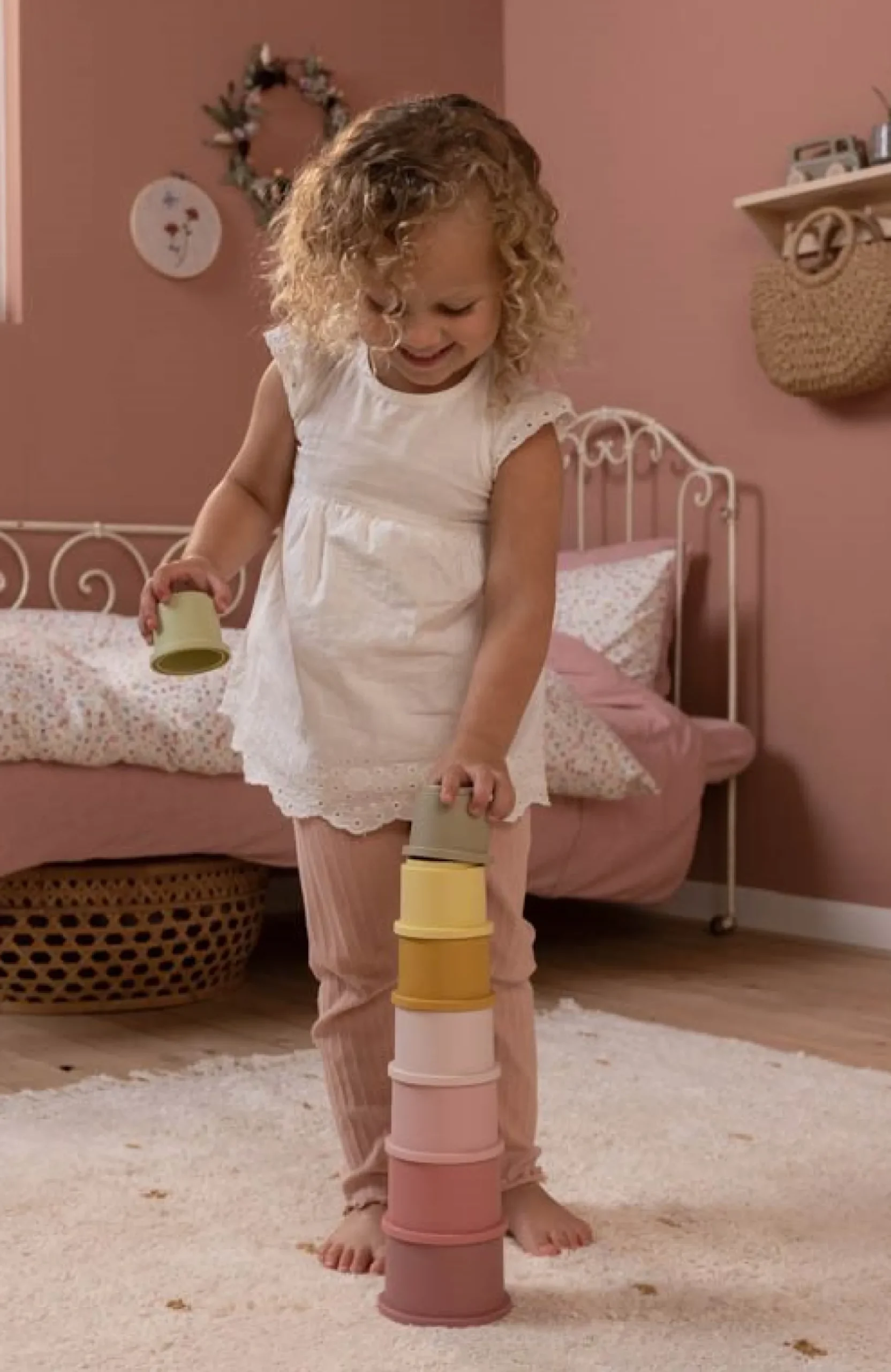 Stacking Cups Pink